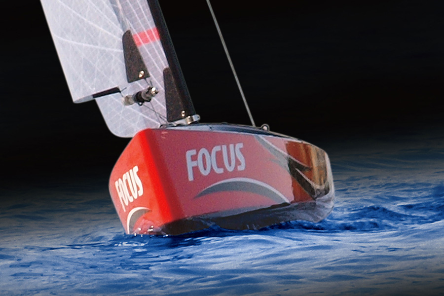 Radiostyrd segelbåt - Focus II - Joysway - 2,4GHz - RTR