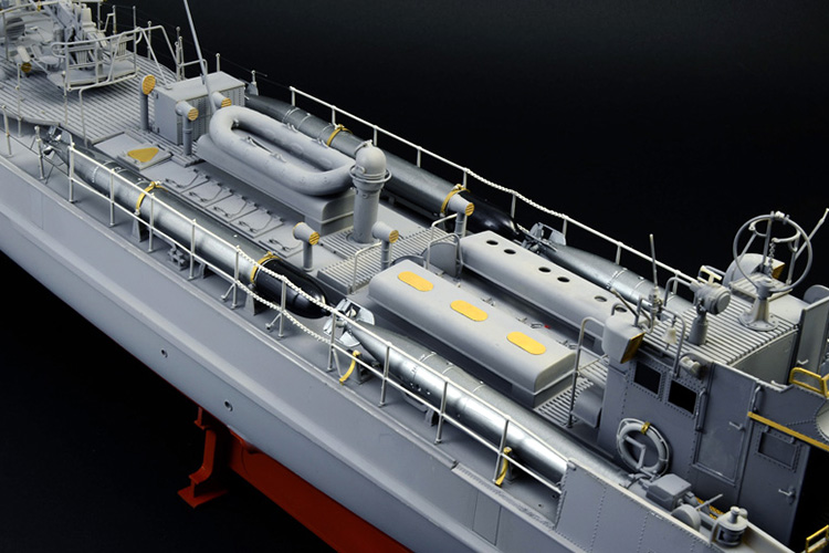 Thumbnail 659 f�r Byggsats Krigsfartyg - Schnellboot S 83 - 1:35 - Italeri