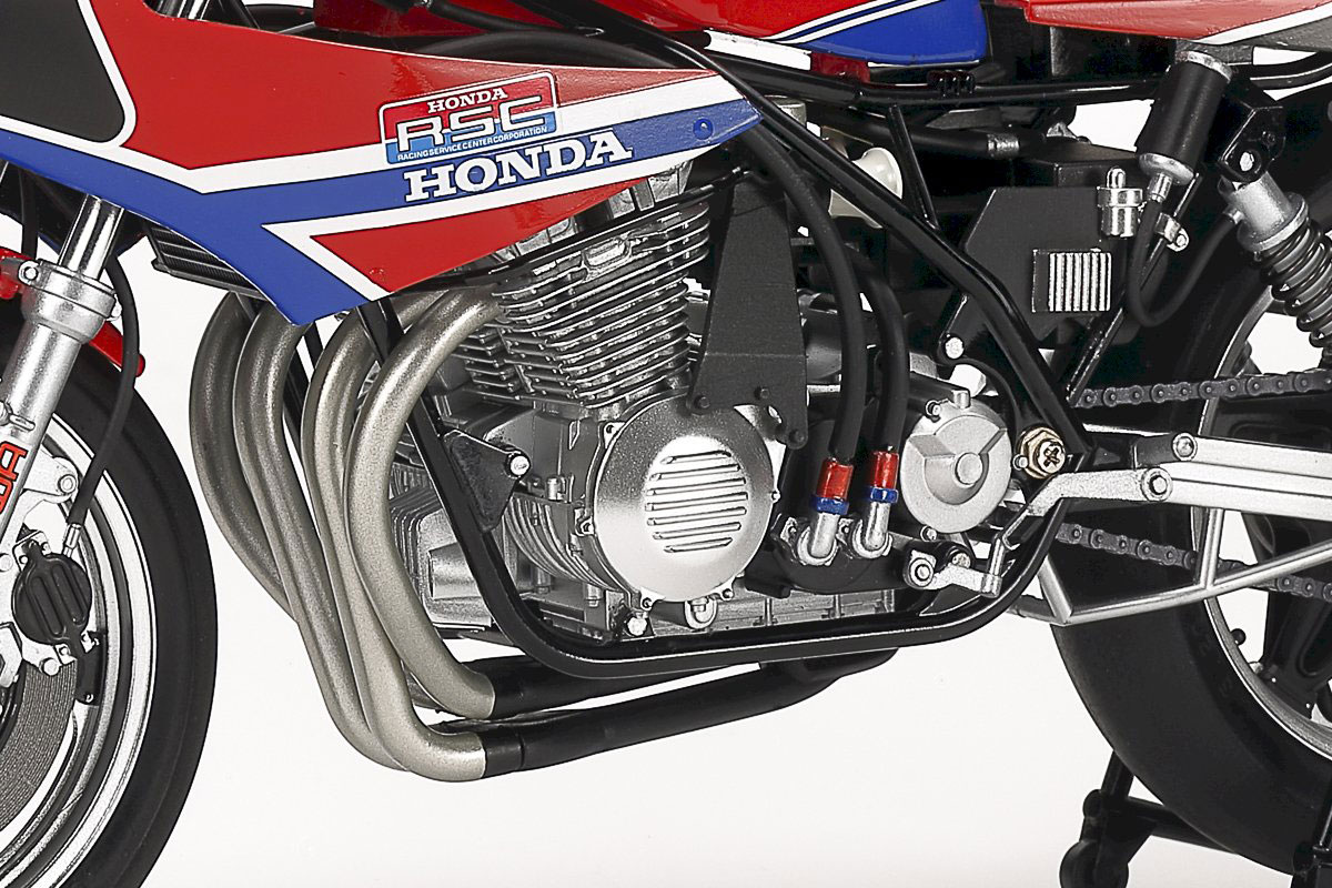 Thumbnail 740 f�r Byggmodell MC - Honda RS1000 Endurance Racer - 1:12 - Tamiya